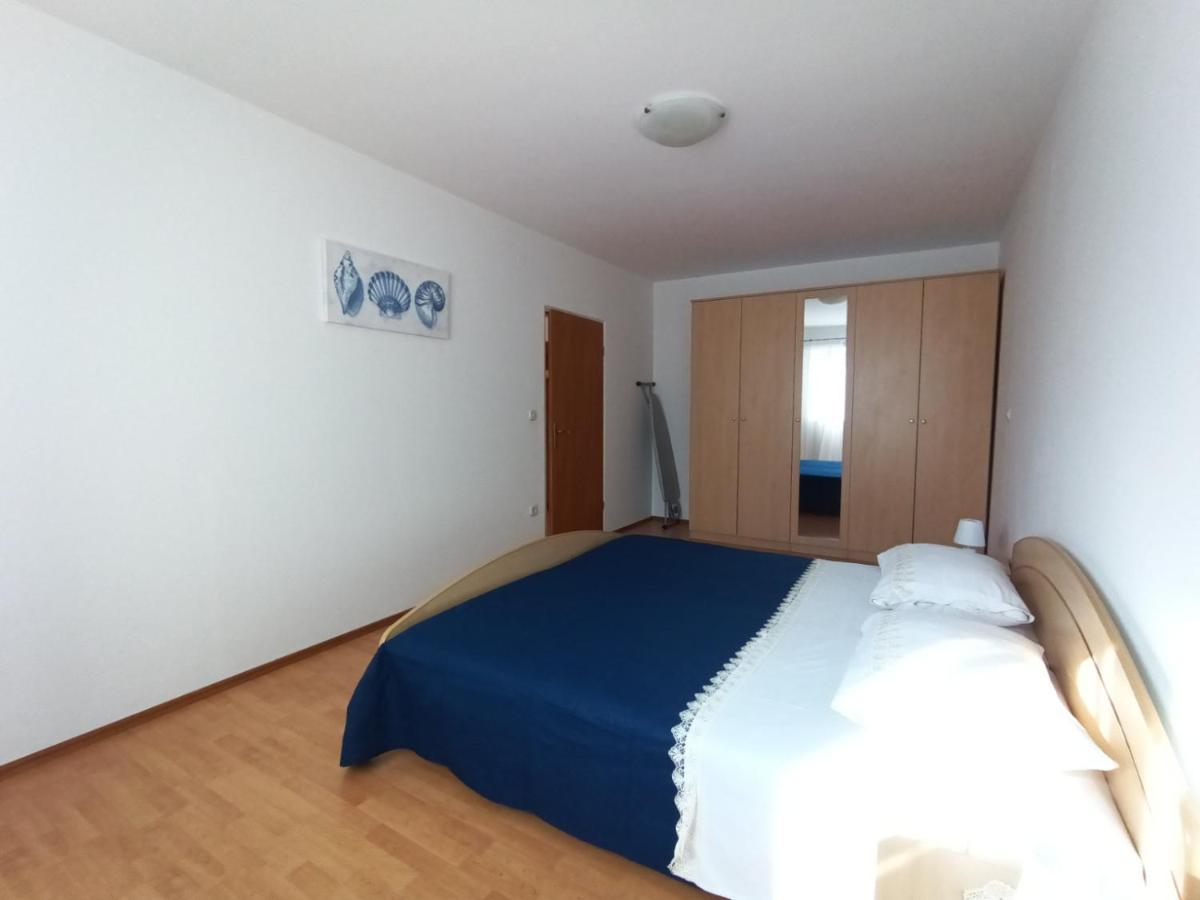 Apartments Jelovac Porec Exterior photo