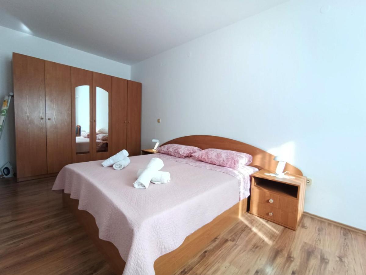 Apartments Jelovac Porec Exterior photo
