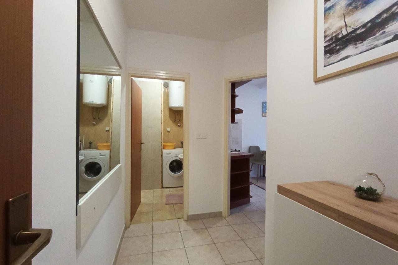 Apartments Jelovac Porec Exterior photo